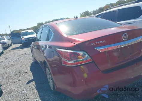 2015 Nissan Altima 2.5 S из США, поврежденный, VIN 1N4AL3AP0FC163219